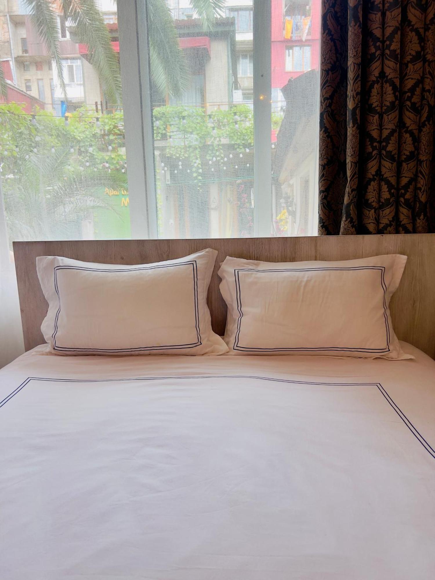 Apartment Maisi Batumi Eksteriør bilde